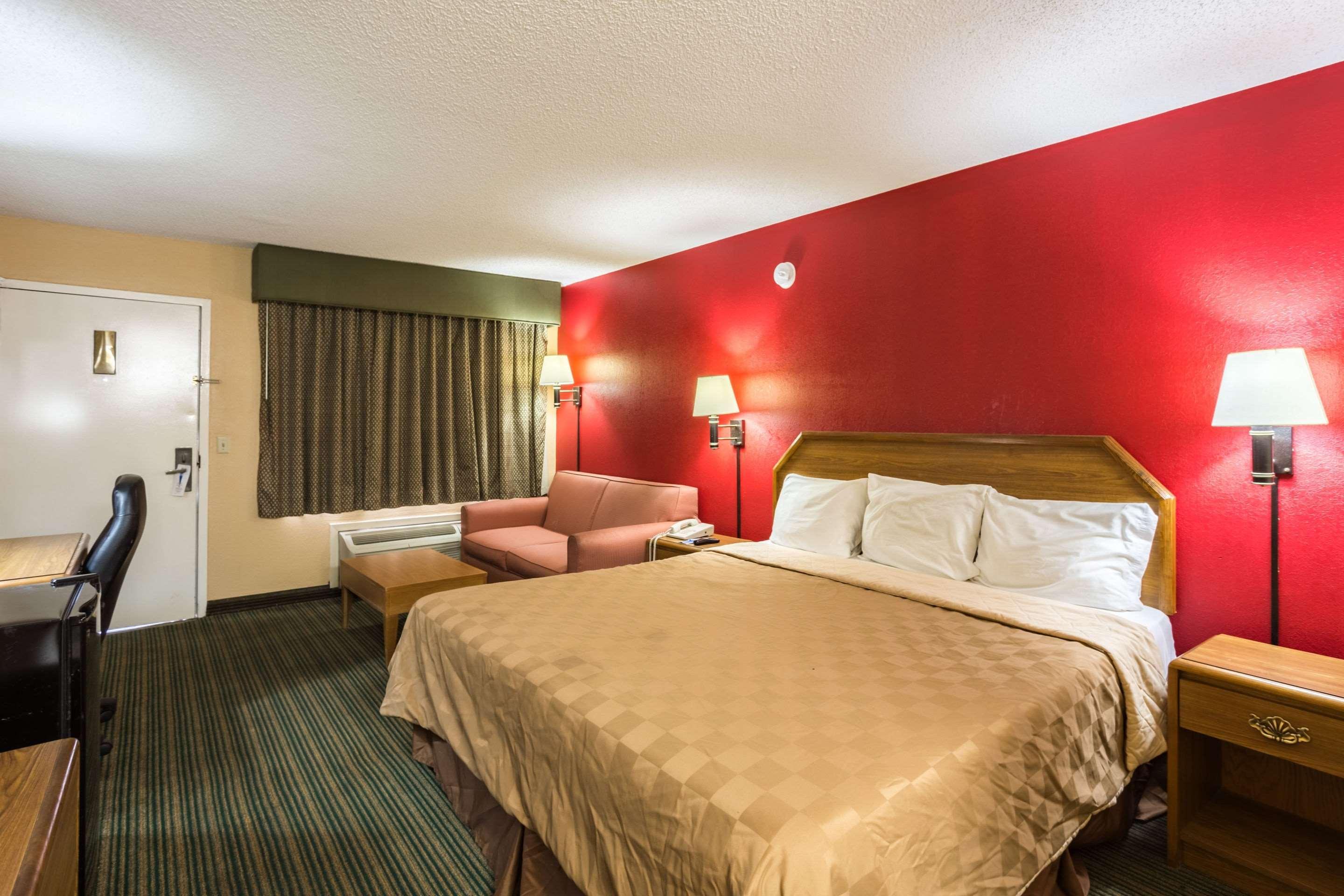 Rodeway Inn Hazlehurst Exterior foto